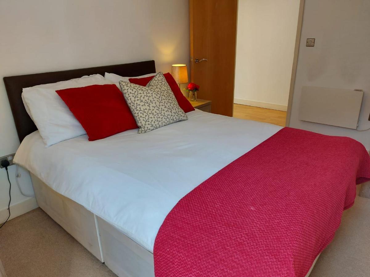 City 2 Bed, 2 Bath, Free Parking & Wifi Sheffield Exterior photo