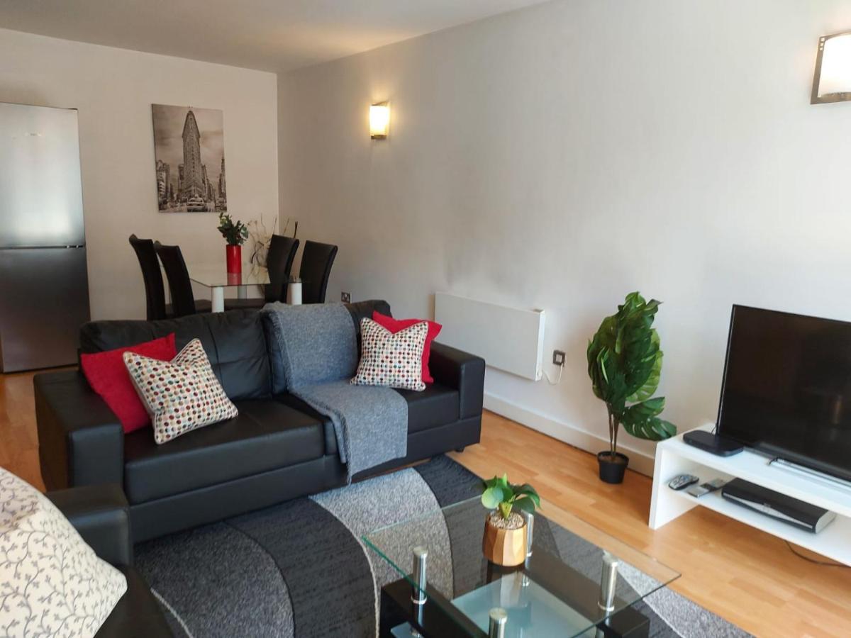 City 2 Bed, 2 Bath, Free Parking & Wifi Sheffield Exterior photo